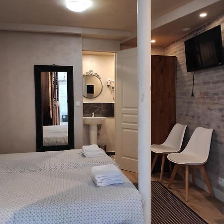 Hotel Clermont Montmartre Париж Екстер'єр фото