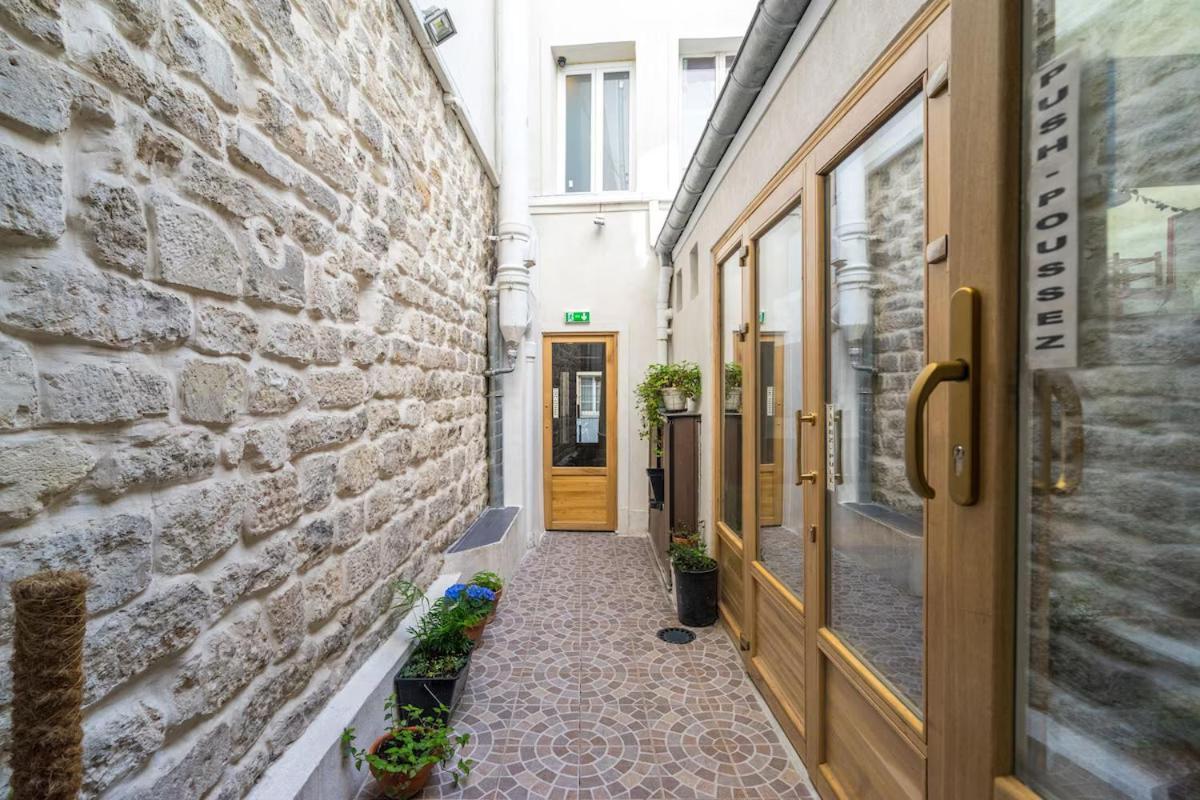 Hotel Clermont Montmartre Париж Екстер'єр фото